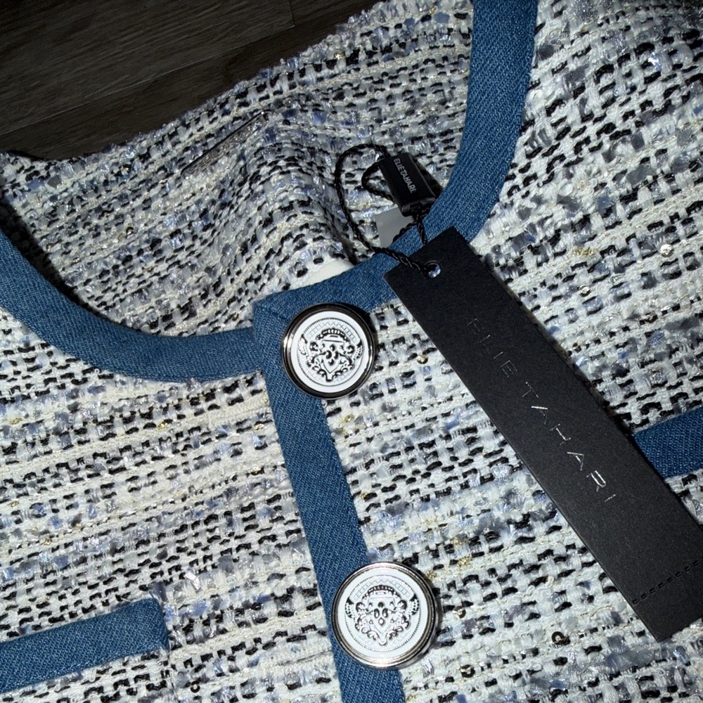 Elie Tahari Blue and White Tweed Blazer - Picture 13 of 16
